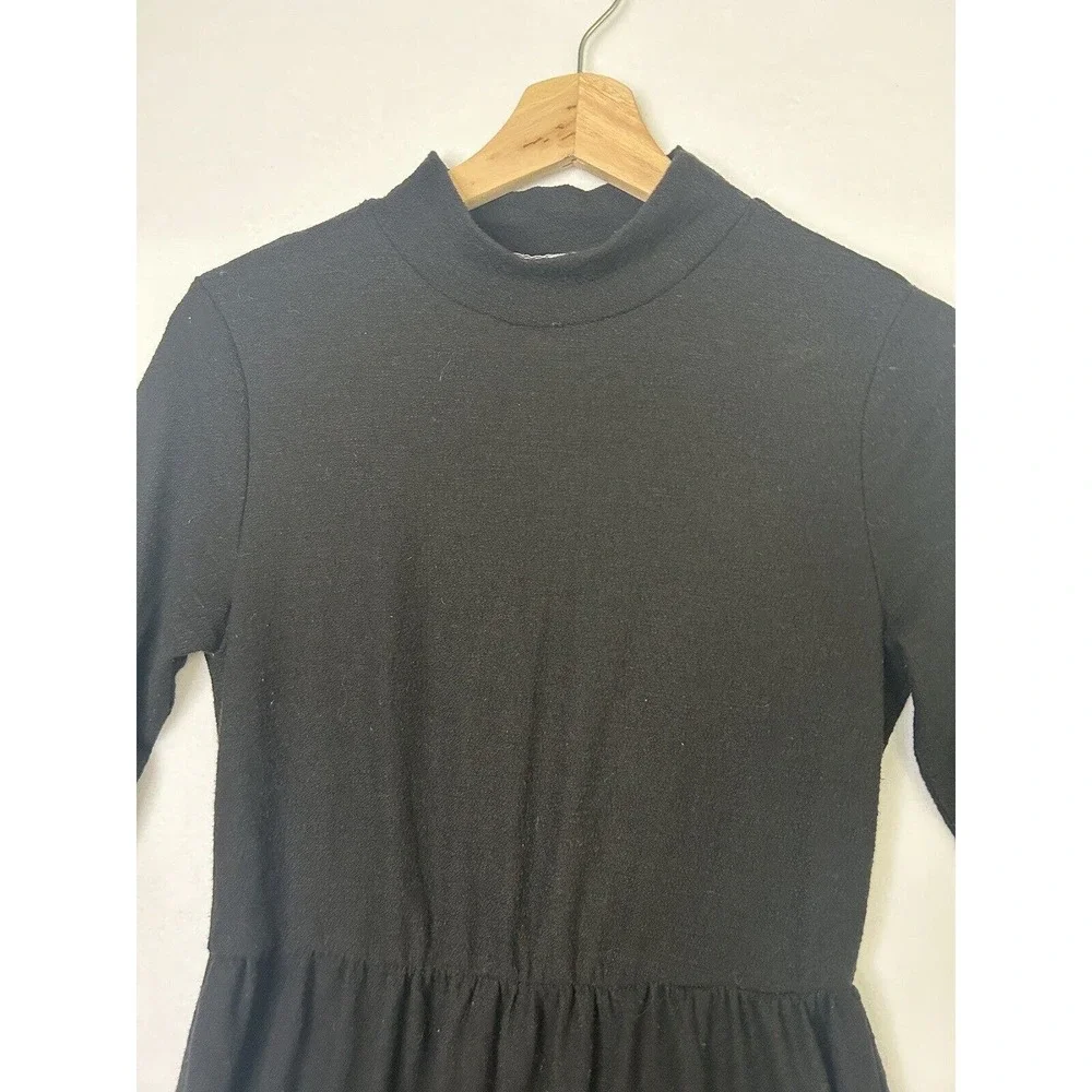 Ophelia Roe Tiered Black Dress Size Medium Casual Long Sleeve Peasant Mock Neck - Picture 2 of 6